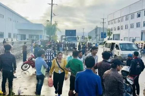 汉林沙发厂招聘引热潮300人争岗，特区招工无忧